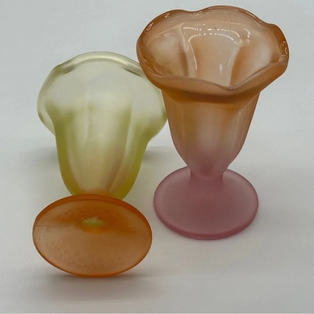 Vintage Libbey Ka-Dinks Frosted Sundae Ice Cream Parfait Footed Glasses Set of 2